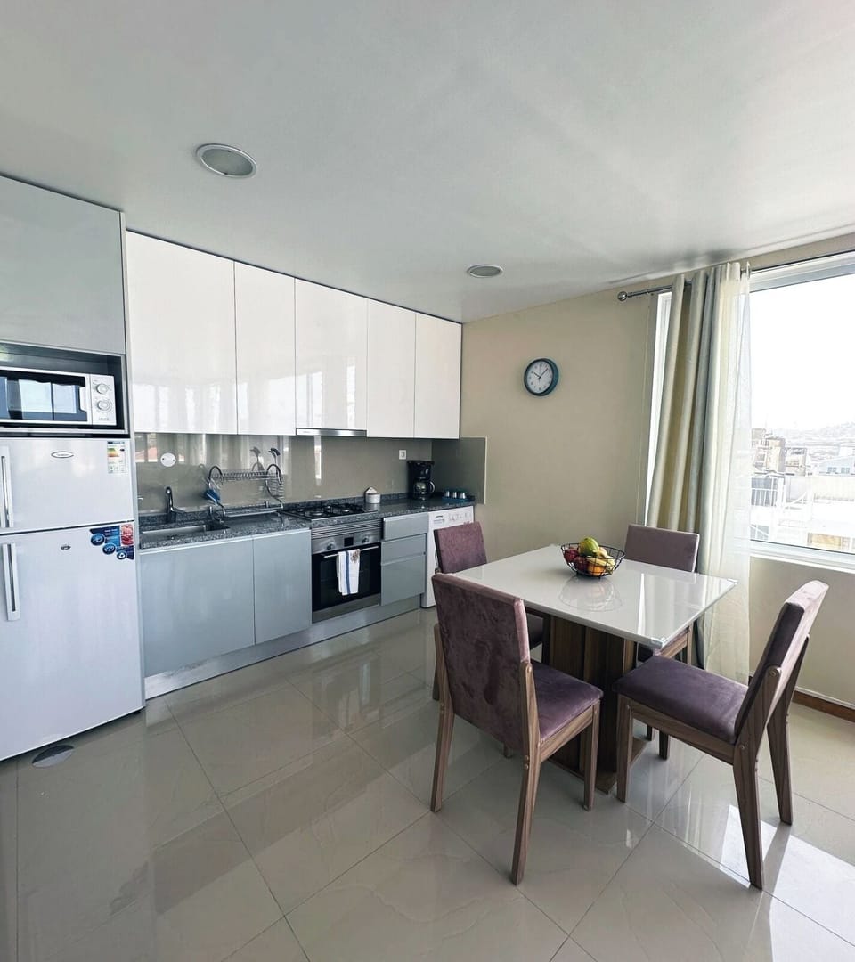 Kitchen/dining area
