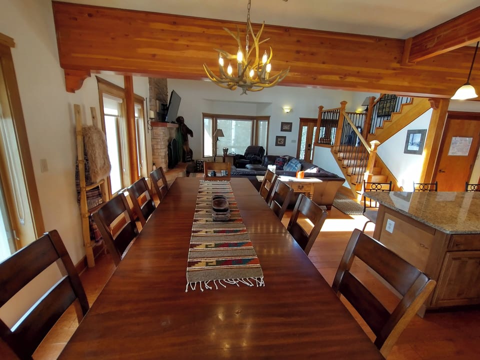 Gather around the large table for great meals, fun adventures and games galore.
