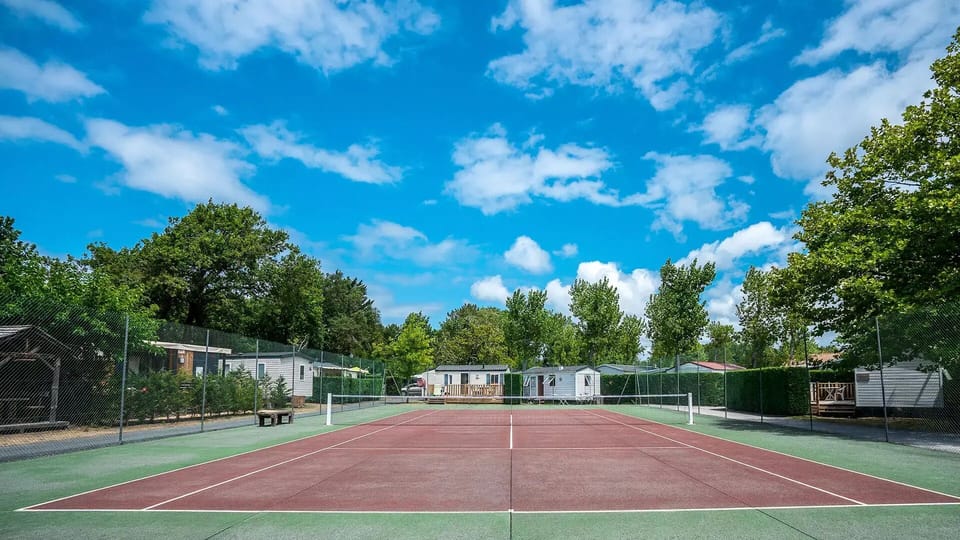 Sport court