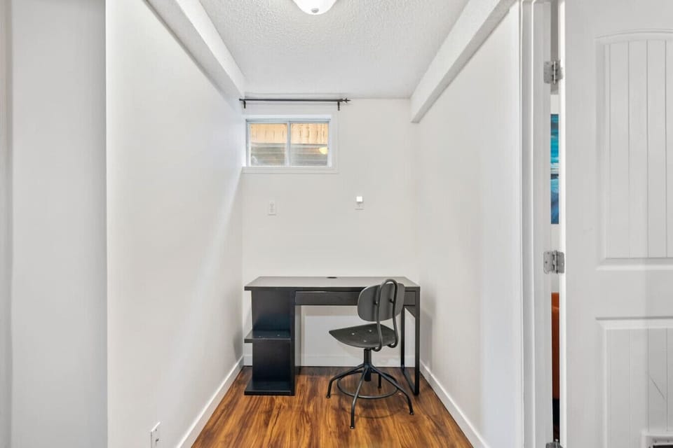 Private office space to focus on your work and/or studies