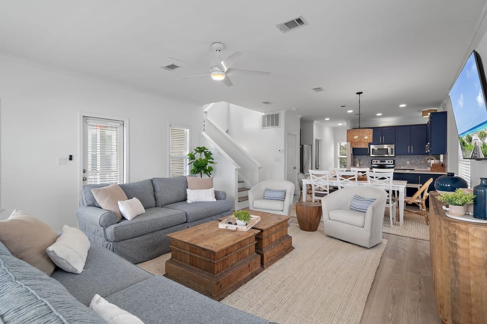 Open living/kitchen area