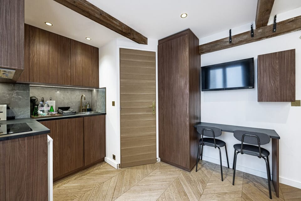 Studio Métro Brochant Paris 17ème
