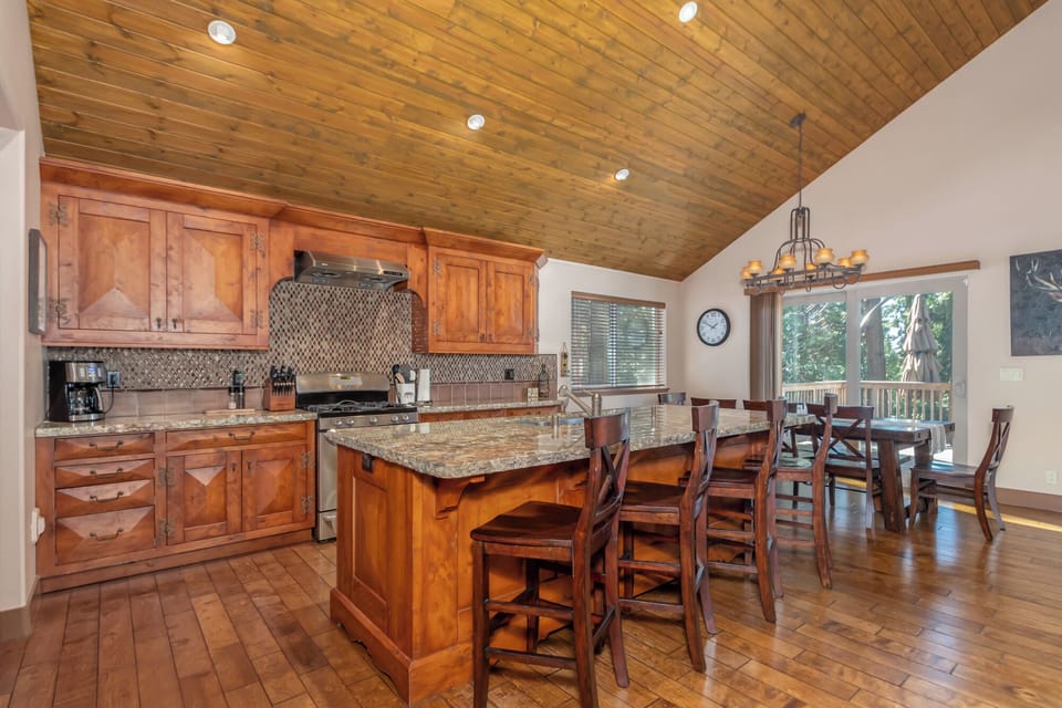 Kitchen 1