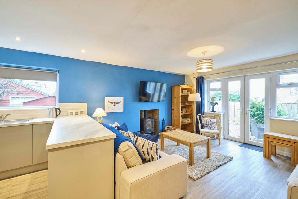 Kittling Nook, Bamburgh - Host & Stay