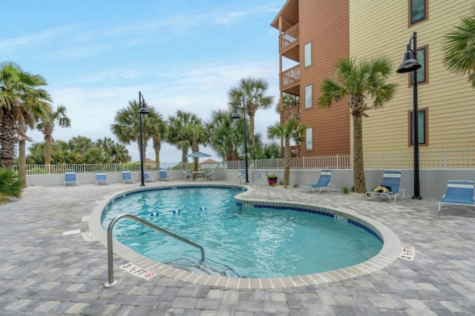 Enjoy an evening dip in this sparkling pool!