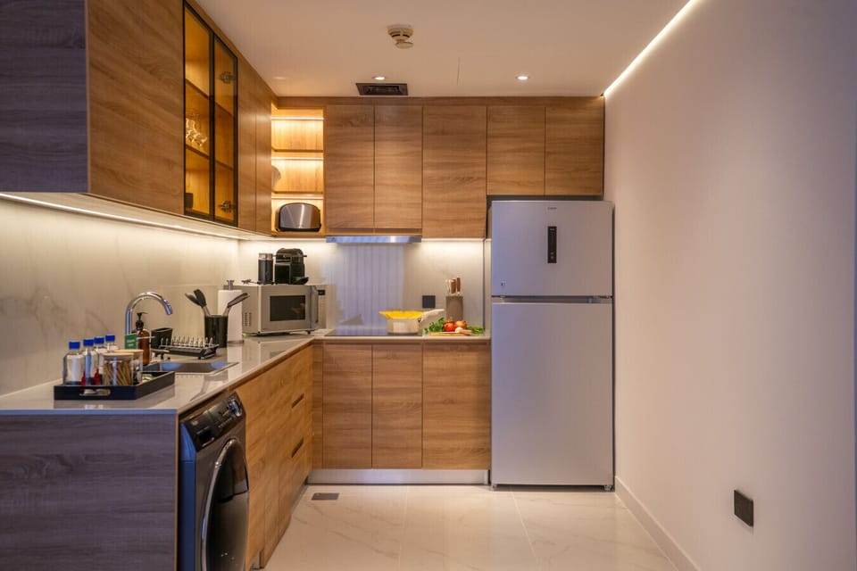 Fully-equipped kitchen