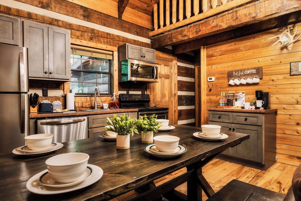 Dining Area: Gather & Enjoy Meals