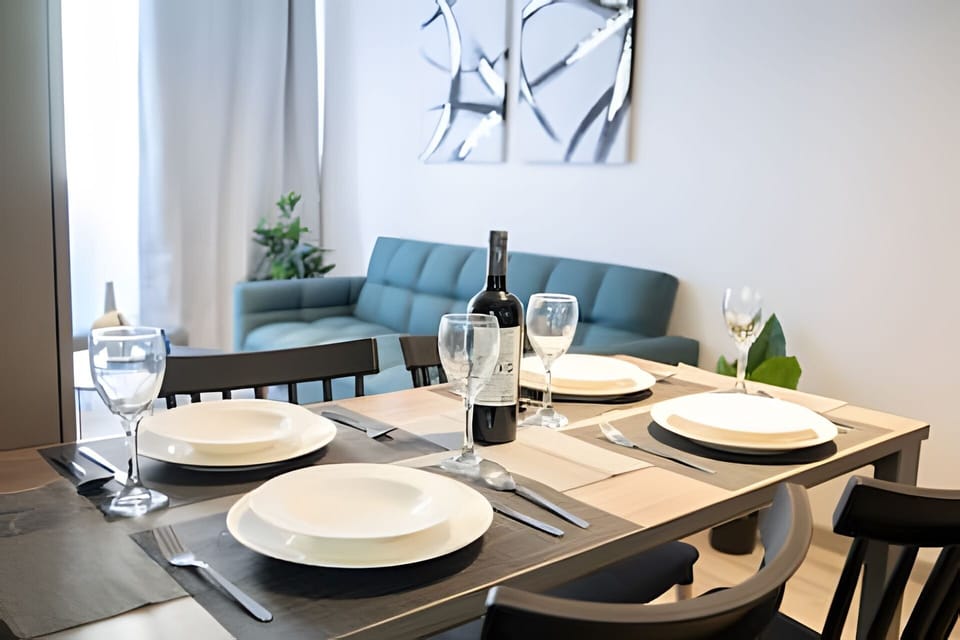Kitchen or kitchenette,Dining area