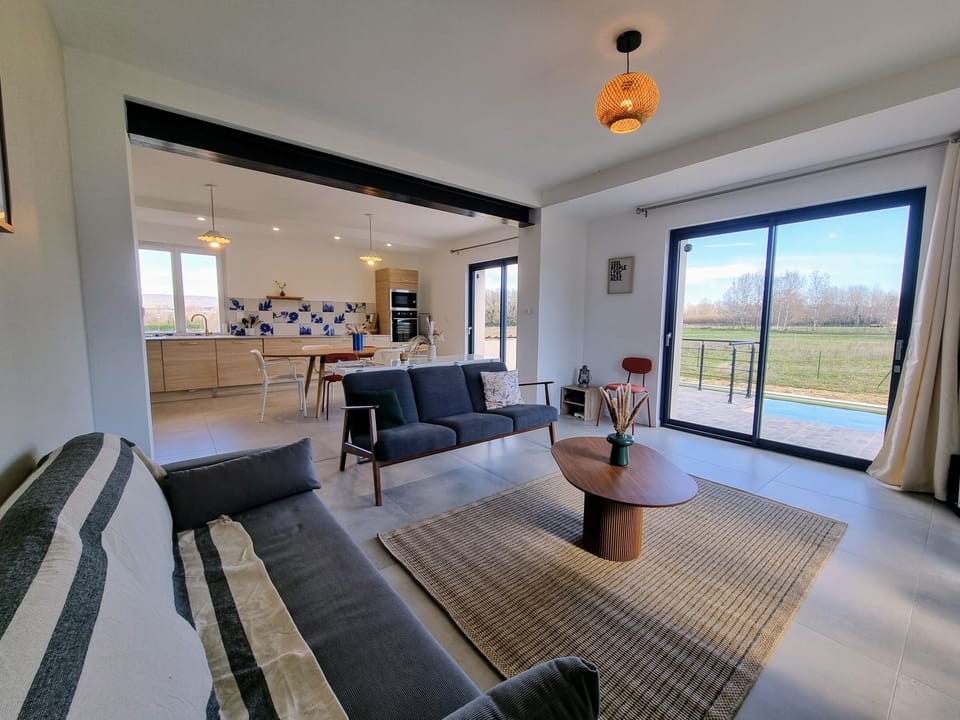 Living room (3)
