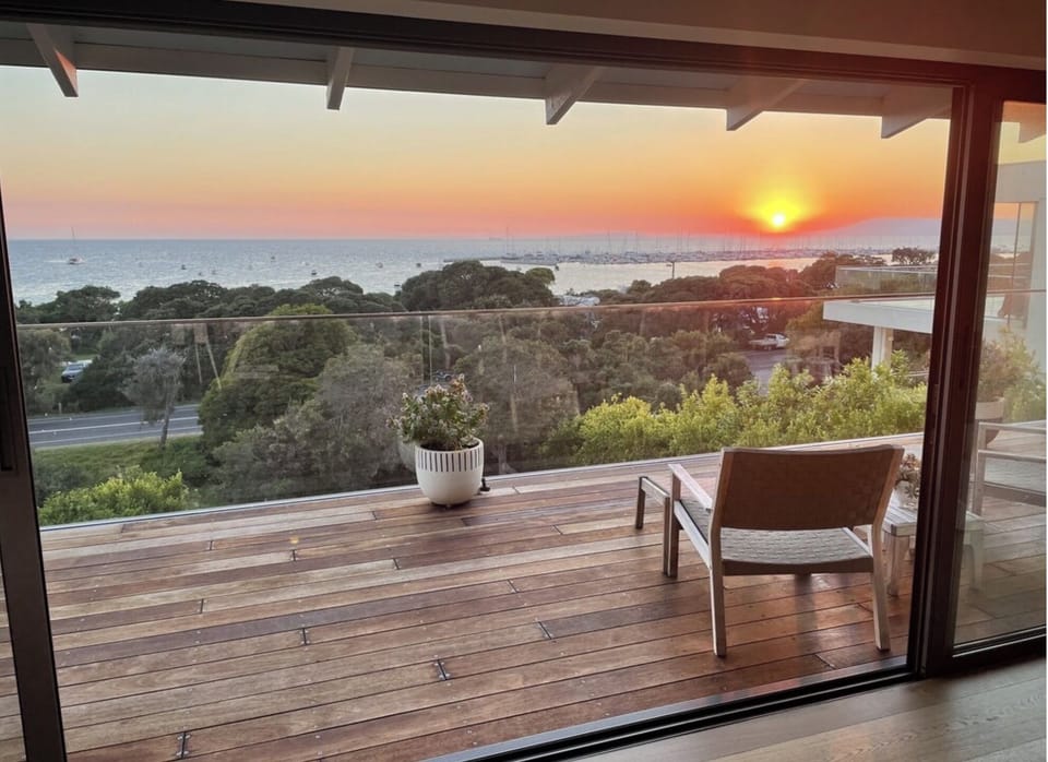 Daily sunrise over Port Phillip Bay & Arthurs Seat from open plan lounge