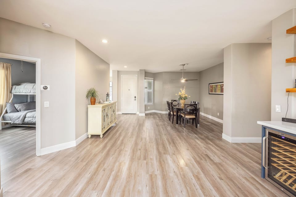 Open concept Livingroom, Dining area and kitchen