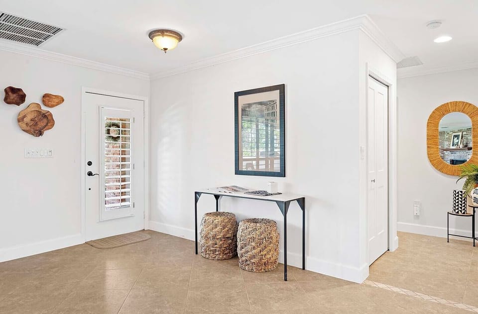 Foyer and Front Glass Door