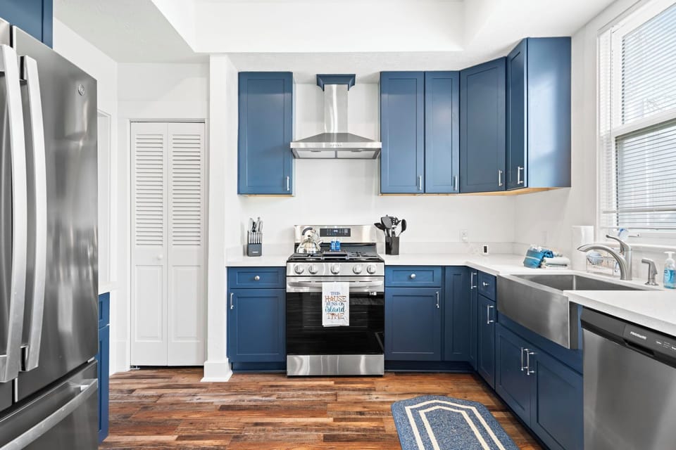 This kitchen is meant for making memories!