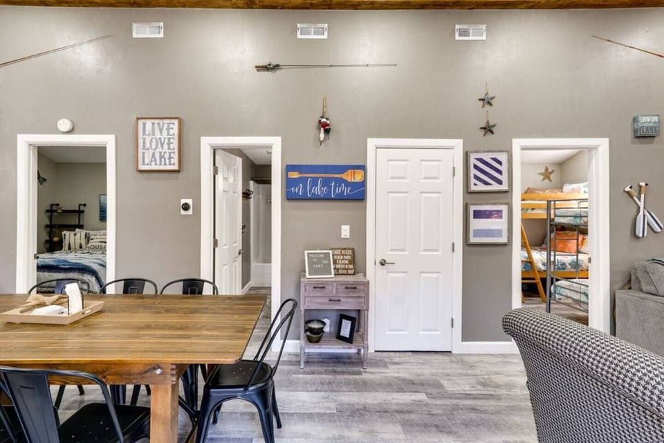 036f8266 b036 4652 bd3a fb1f8e630dd7