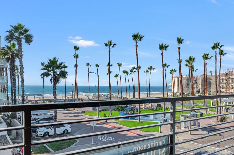 Beach/ocean view