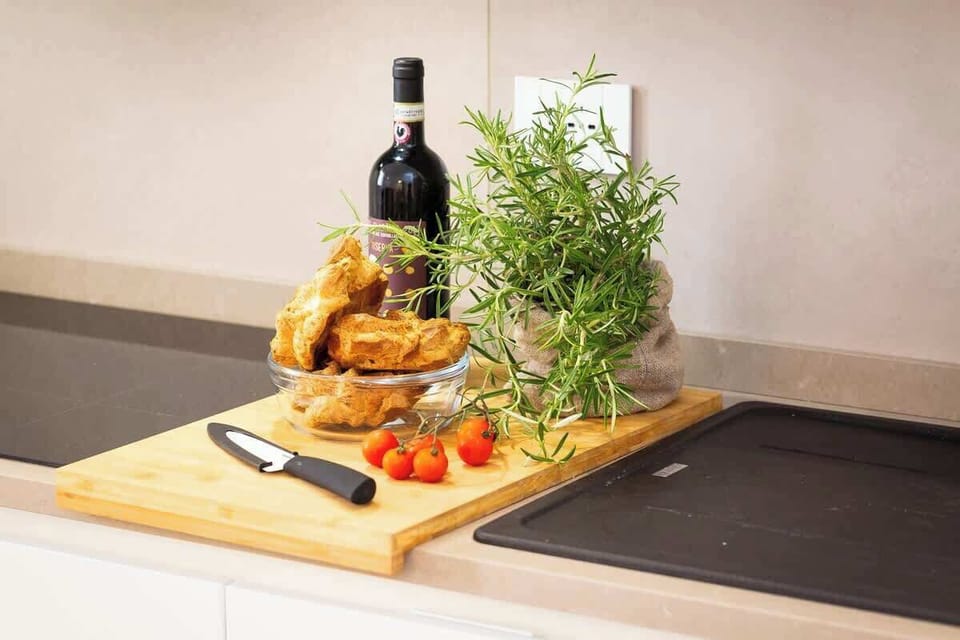 Kitchen details - handy chopping board