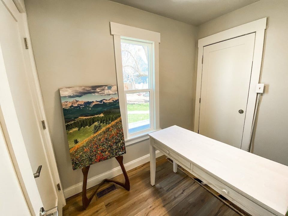 Office for your workation!