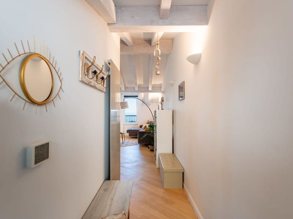 Apartment, Condominium, Residential Area, Hotel, Shade, Balcony, Swimming Pool, Resort Town