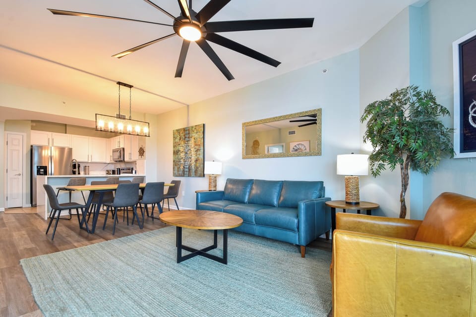 The Palms of Destin 2413 - Living Area