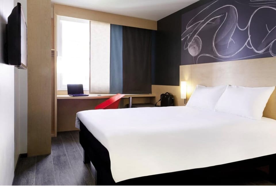 Comfortable Unit with Queen size bed