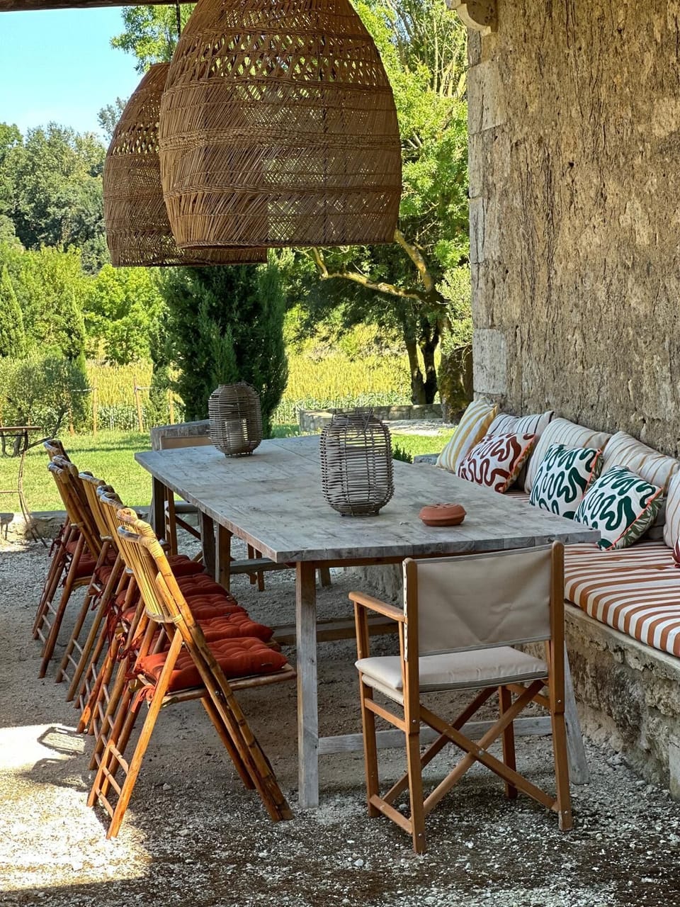 Outdoor dining