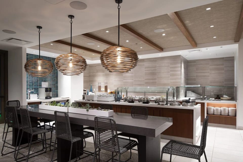 Start mornings with abundant buffet favorites in a bright setting.