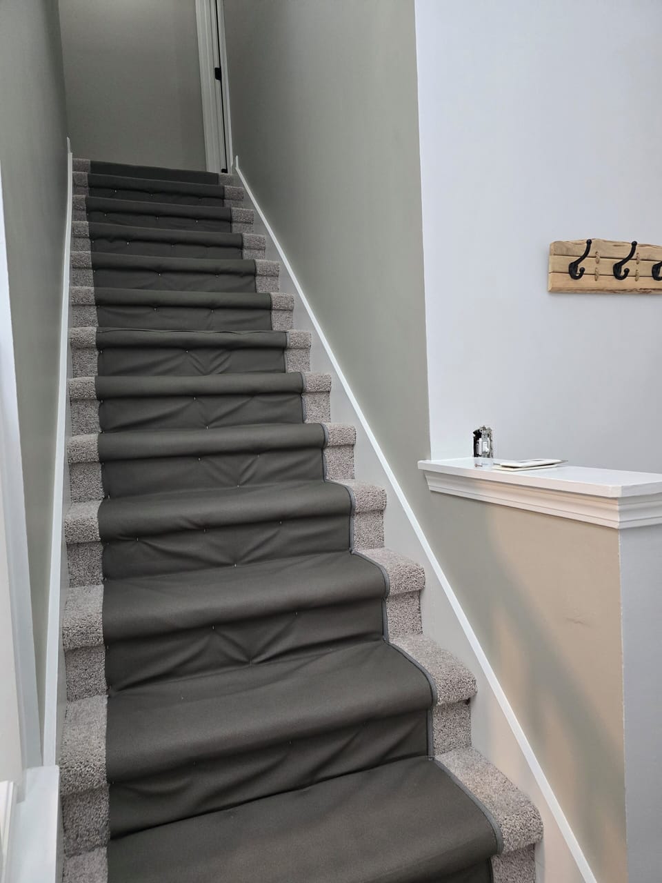 stairs for go up to ur room..