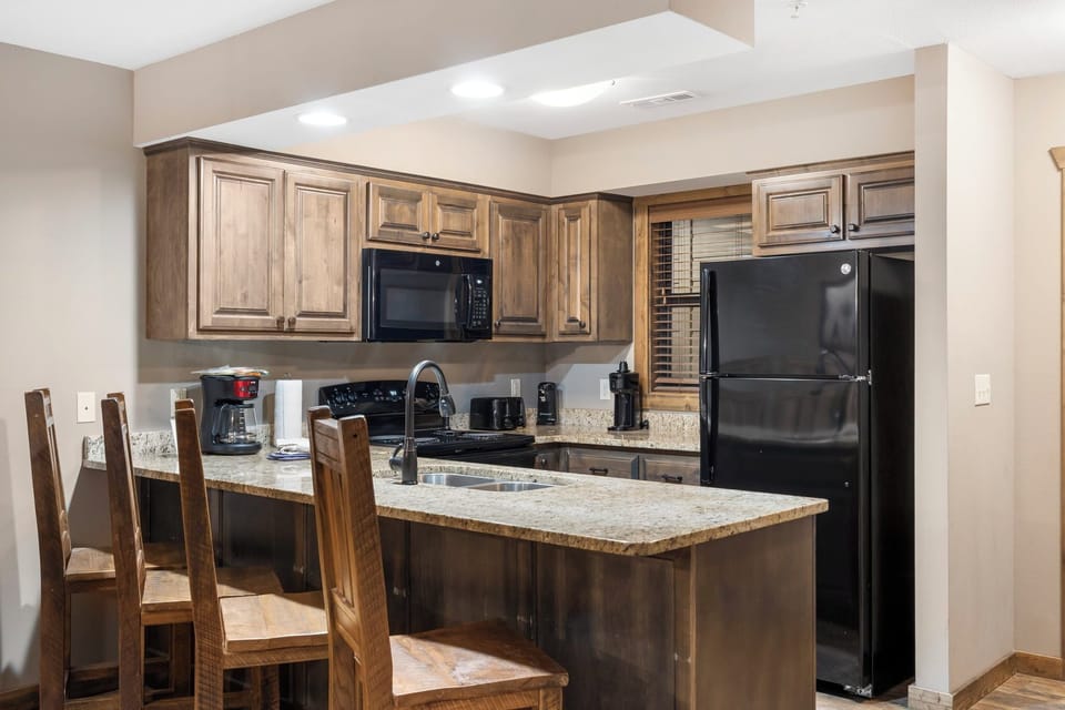 Full Kitchen