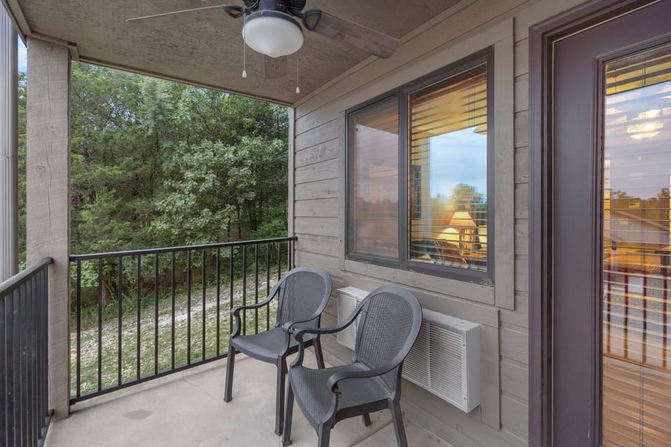 King Suite Patio