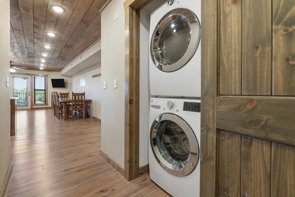 In-Unit Washer and Dryer