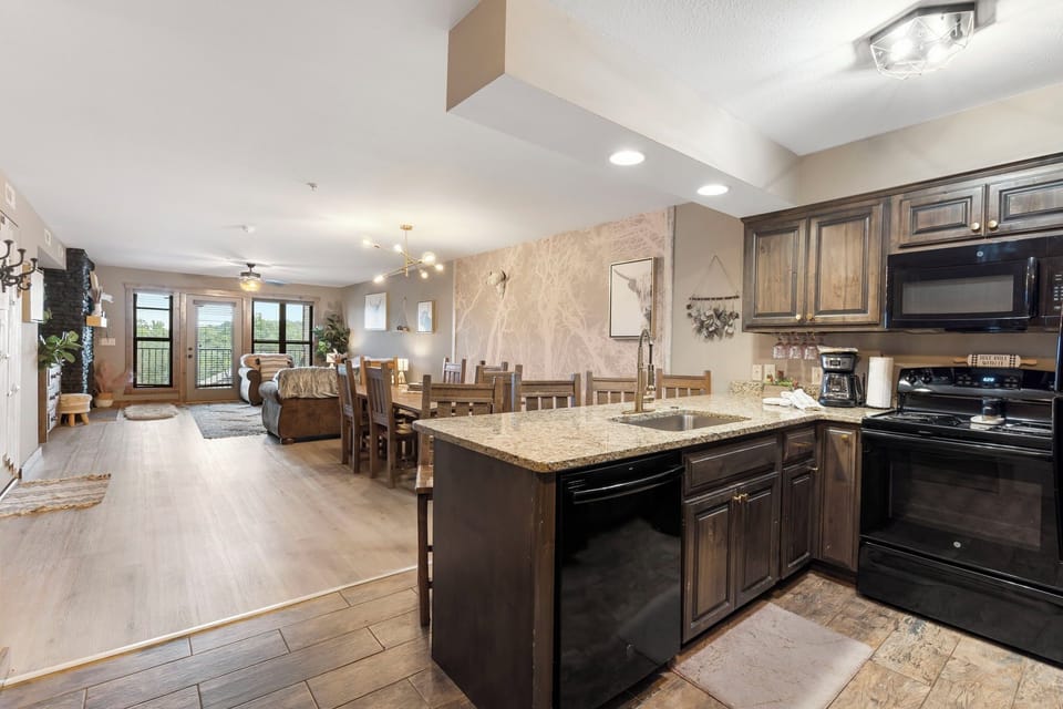 Full Kitchen
