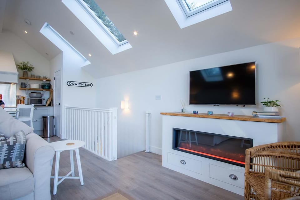 Ty Florence - 3 Bedroom Cottage - Bayview Oxwich (6508)