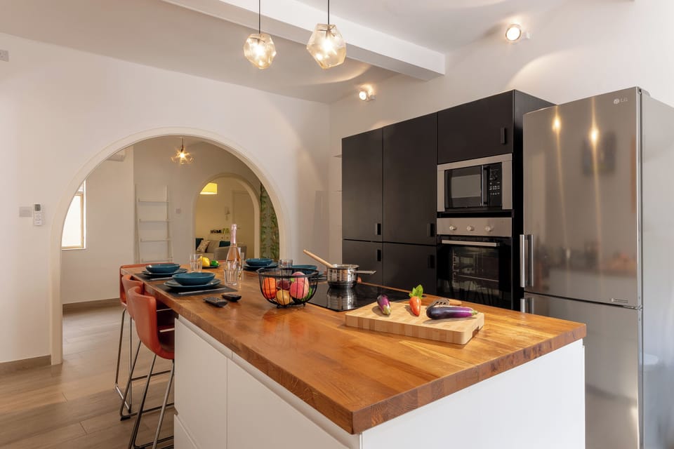 Kitchen and dining area