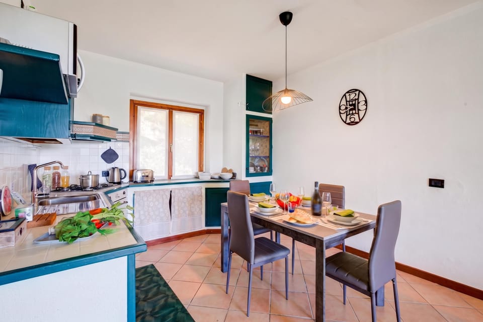 Kitchen and dining area