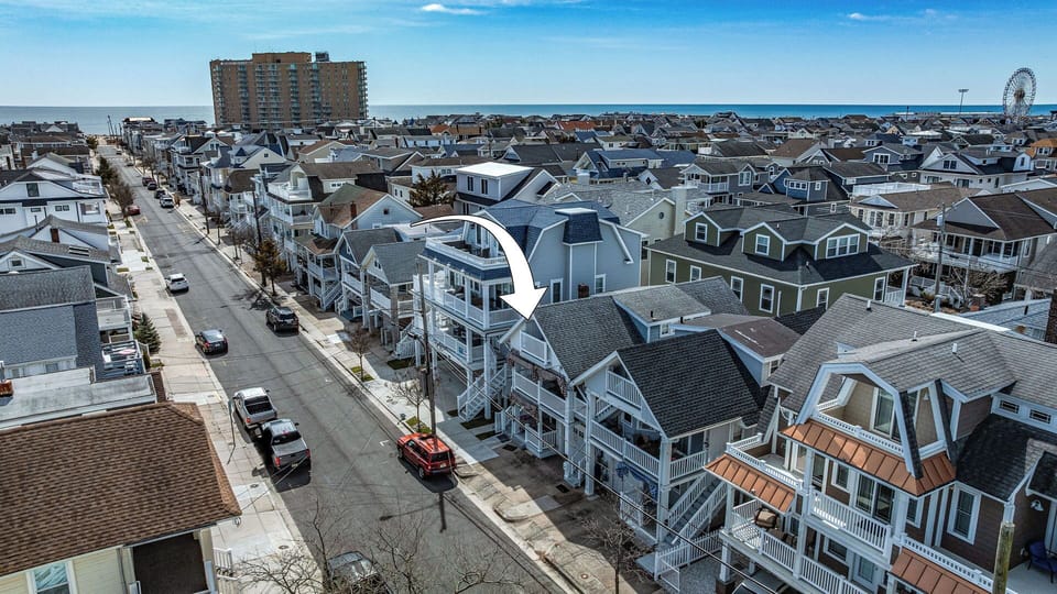 Prime location just a short walk to the beach