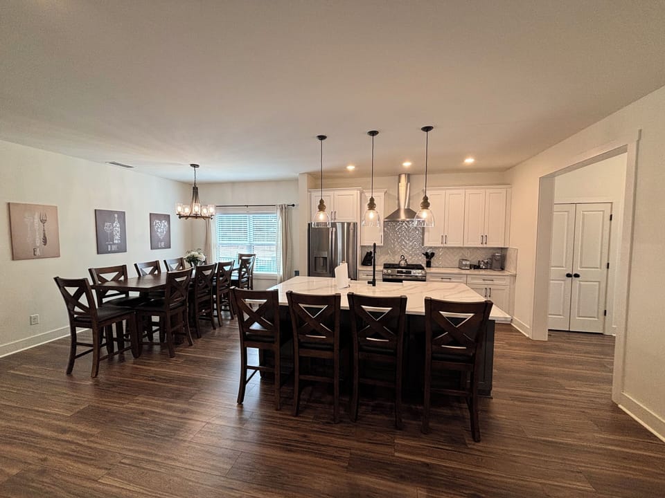 Kitchen and dining area