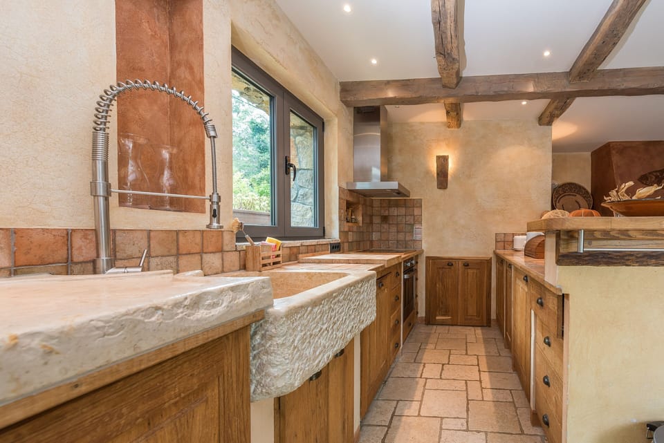 Kitchen 1