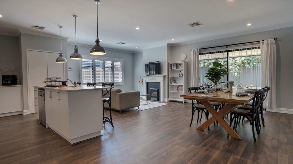Beautiful open plan kitchen, dining & living area