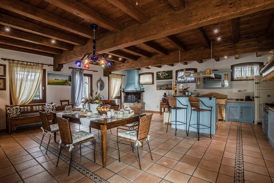 Autumn, Kitchen, Spring, Summer