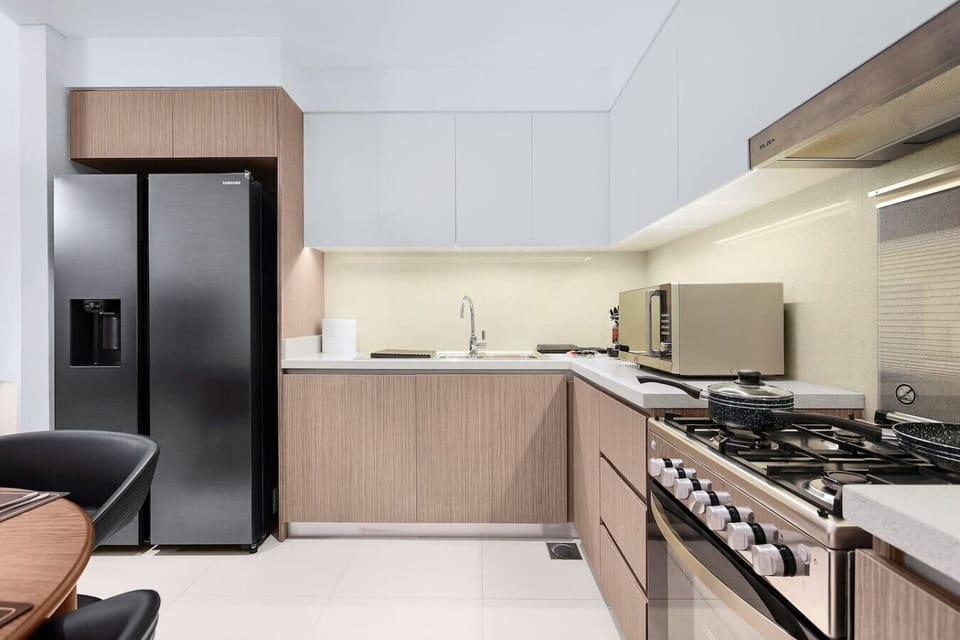 Modern Kitchen: Whip up culinary delights in this stylish, fully-equipped kitchen!