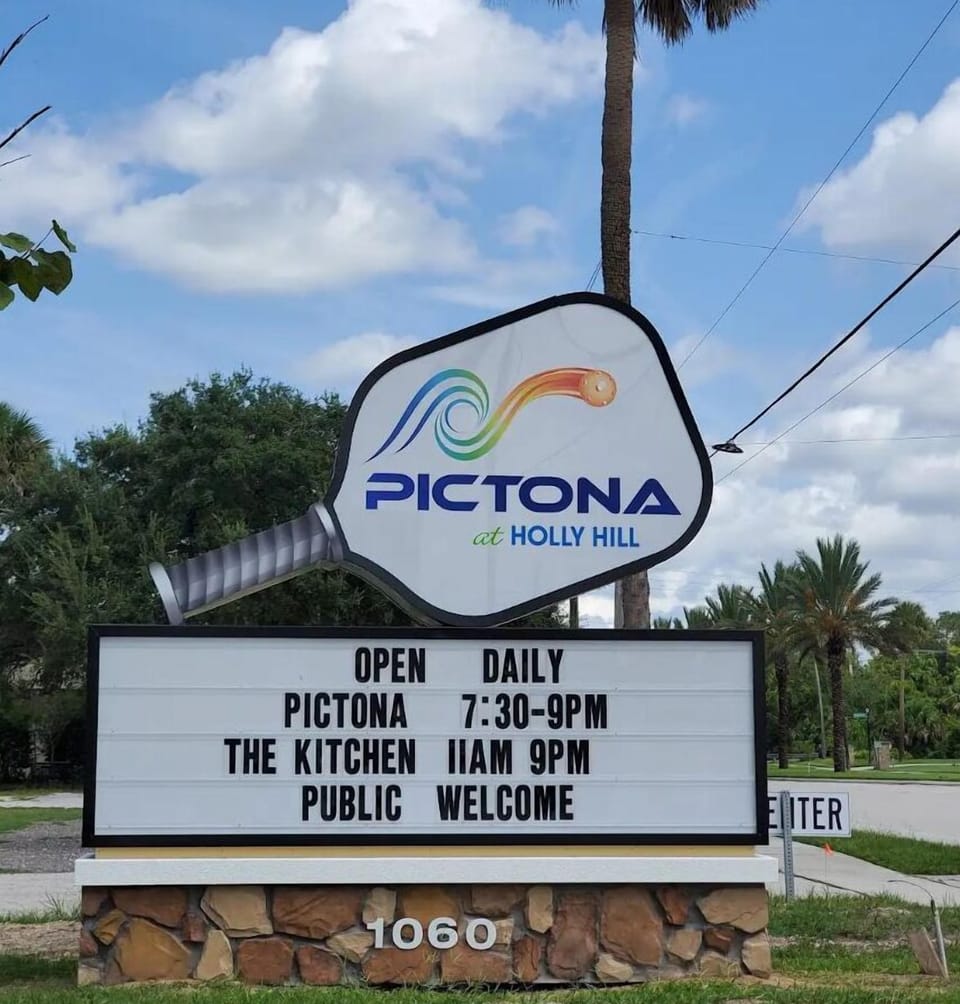Pictona Work Famous Pickleball Courts!