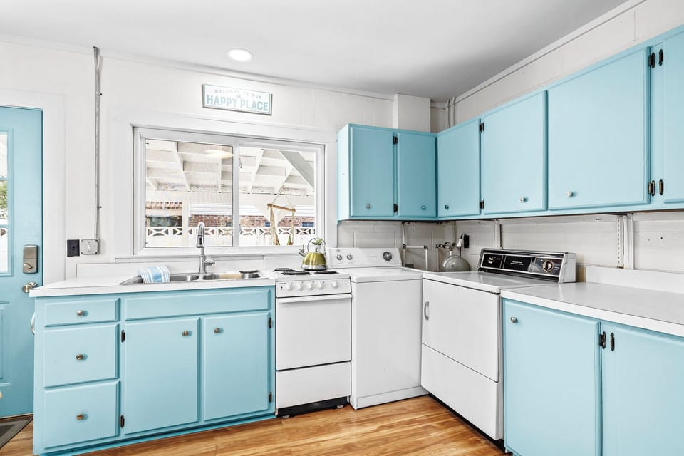 Eat in Kitchen