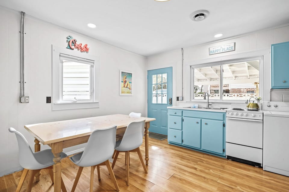 Eat in Kitchen
