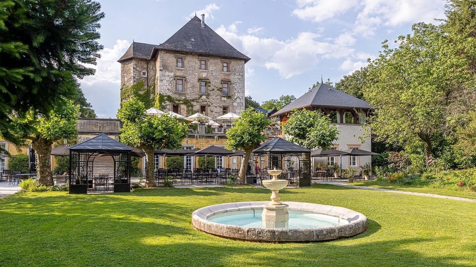 Experience the picturesque atmosphere at this amazing Chateau.