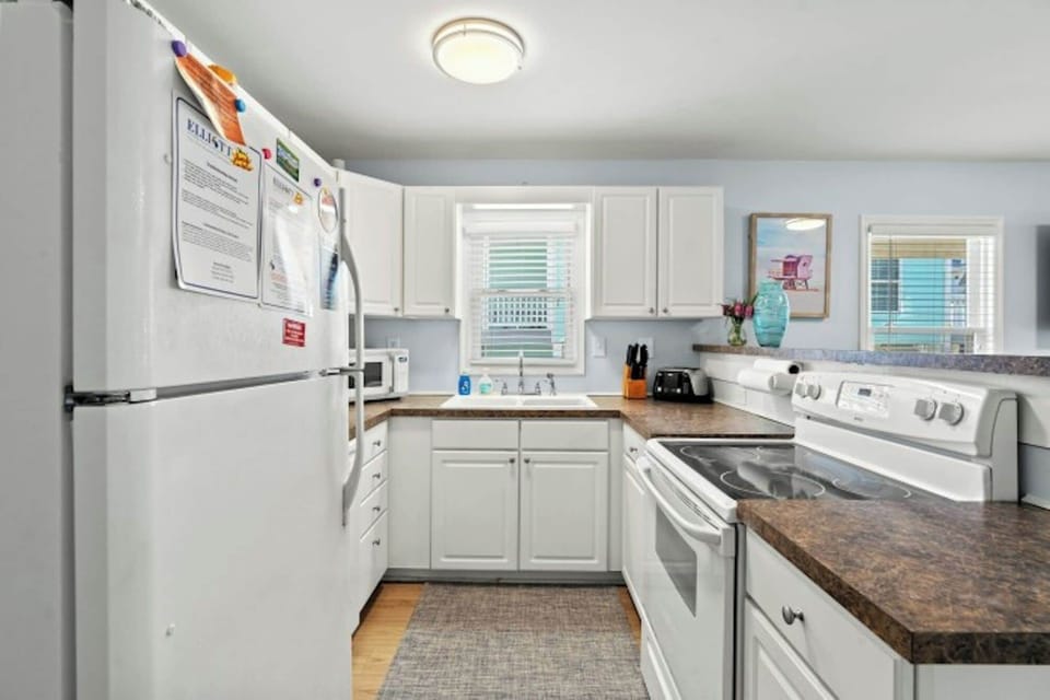 A fully stocked kitchen makes meal prep a breeze.