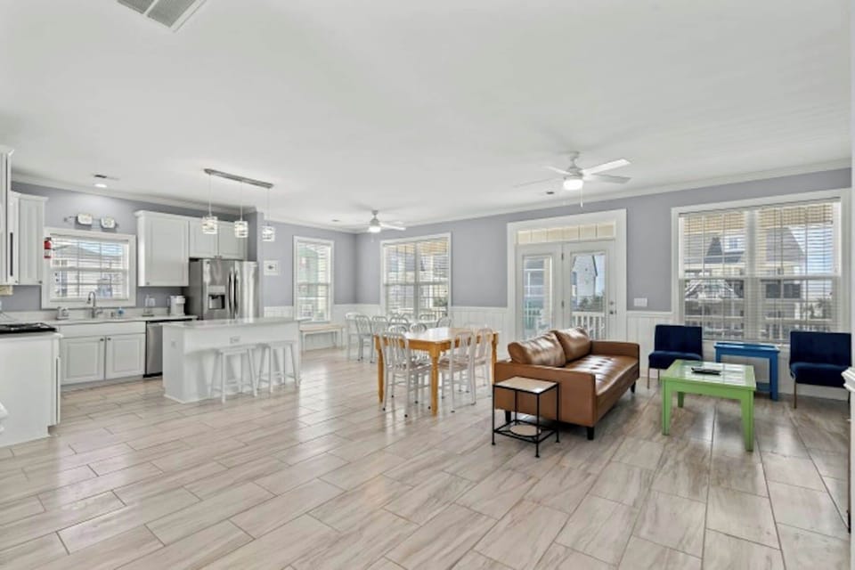 Gather around this open floor plan and create laughs and memories!