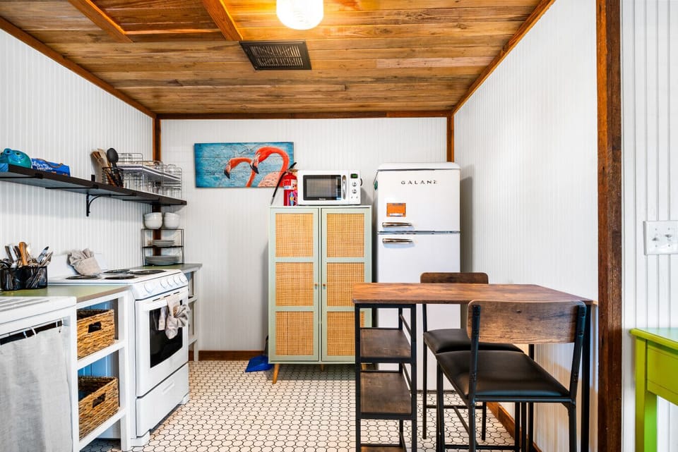 Fun Retro Beach Kitchen