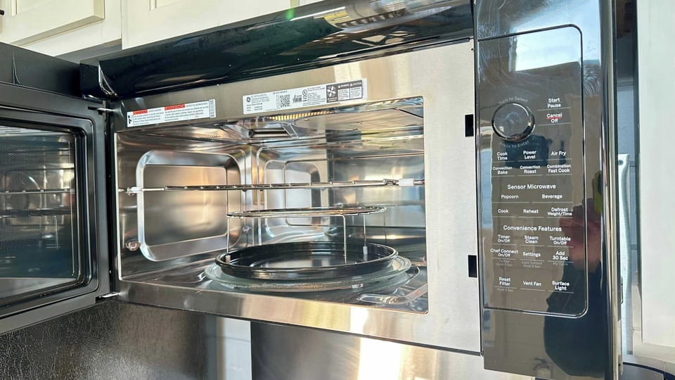 3 in 1 - Microwave, Air Fryer & Convection Oven (2 Burner Electric Cooktop on counter below)