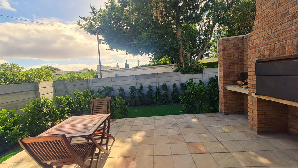 Petunia is a 1-bedroom unit with an ensuite bathroom and open open-plan kitchen.