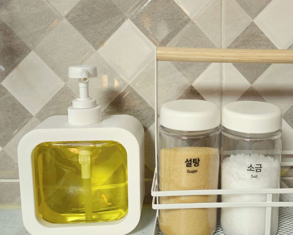Bathroom amenities